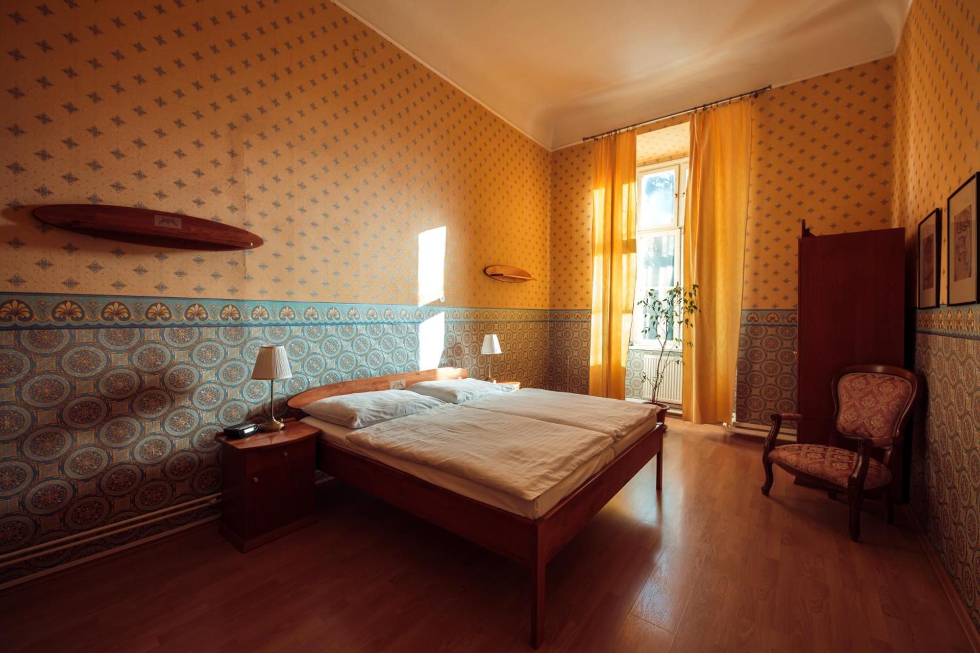 Hotel Kastiel Mojmírovce Buitenkant foto